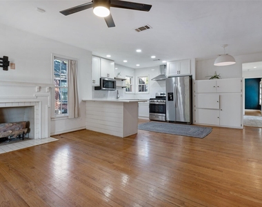 2219 Carnes Street - Photo Thumbnail 5