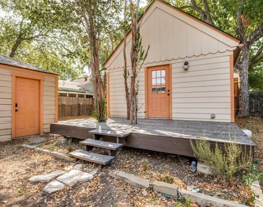 2219 Carnes Street - Photo Thumbnail 16
