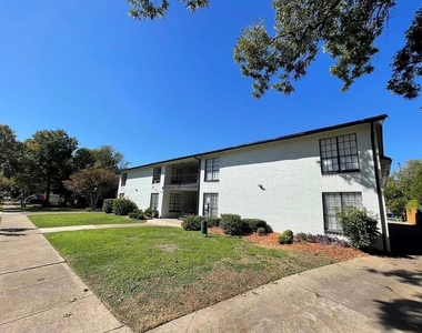 5317 Junius Street - Photo Thumbnail 1