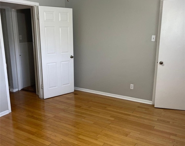 5317 Junius Street - Photo Thumbnail 15