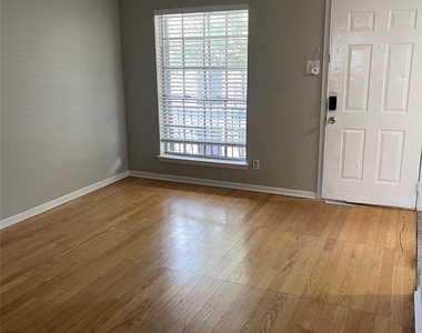 5317 Junius Street - Photo Thumbnail 16