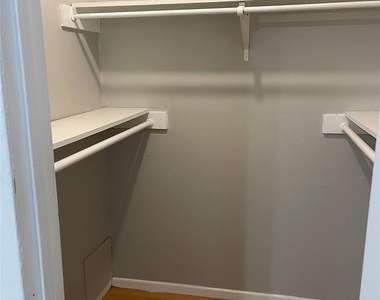 5317 Junius Street - Photo Thumbnail 14