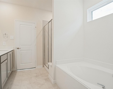 1802 Sabina Drive - Photo Thumbnail 13