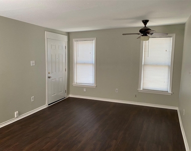 4936 Worth Street - Photo Thumbnail 2