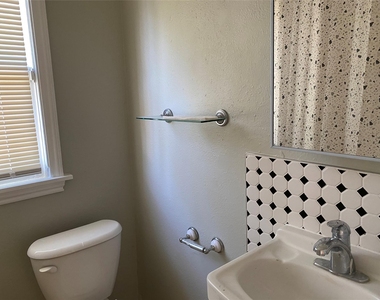4936 Worth Street - Photo Thumbnail 5
