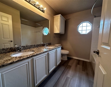 4761 Waterway Drive N - Photo Thumbnail 19