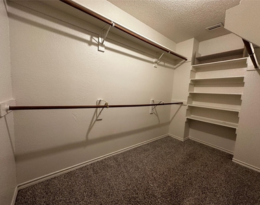 4761 Waterway Drive N - Photo Thumbnail 15