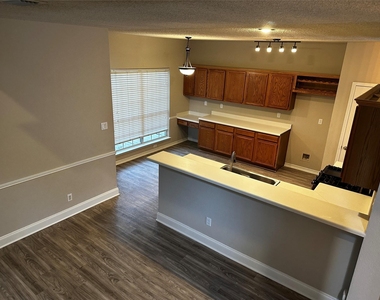 4761 Waterway Drive N - Photo Thumbnail 2