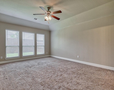 15909 Rockingham Street - Photo Thumbnail 13