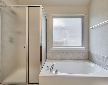 15909 Rockingham Street - Photo Thumbnail 15
