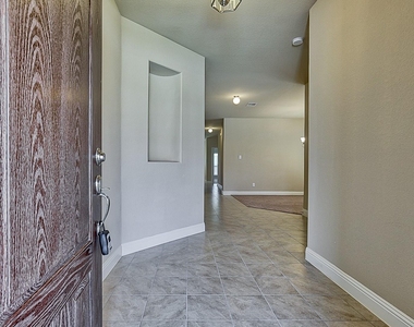 15909 Rockingham Street - Photo Thumbnail 2