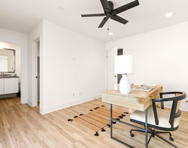 1066 Canal Street - Photo Thumbnail 6