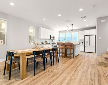 1066 Canal Street - Photo Thumbnail 15