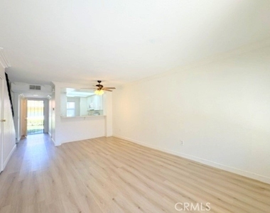 1031 S Palmetto Avenue - Photo Thumbnail 7