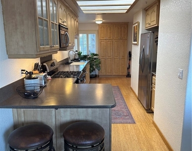 835 N Cleveland Street - Photo Thumbnail 1