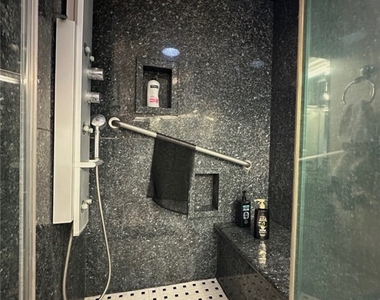 835 N Cleveland Street - Photo Thumbnail 13