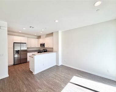 41974 Emelia Street - Photo Thumbnail 6