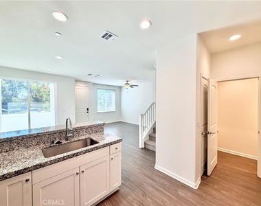 41974 Emelia Street - Photo Thumbnail 9