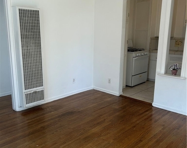 871 N Hoover - Photo Thumbnail 8