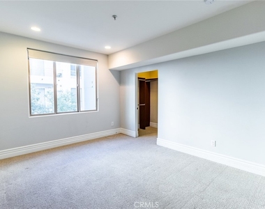 10862 Bloomfield - Photo Thumbnail 20
