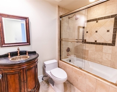 10862 Bloomfield - Photo Thumbnail 22