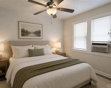 5031 Bakman Avenue - Photo Thumbnail 9