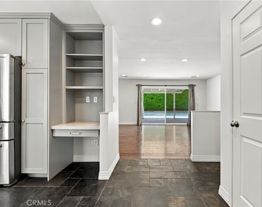 9713 Geyser Avenue - Photo Thumbnail 2