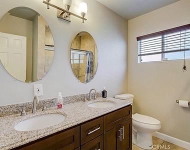 6515 Baird Avenue - Photo Thumbnail 17