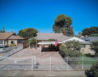 6515 Baird Avenue - Photo Thumbnail 28