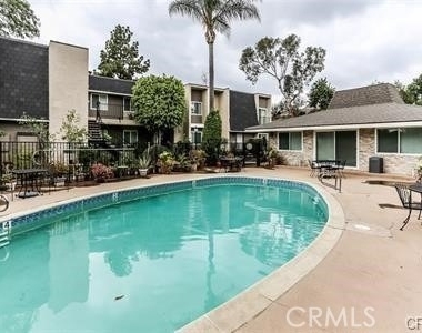 1133 Rosecrans - Photo Thumbnail 7