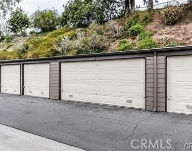 1133 Rosecrans - Photo Thumbnail 4