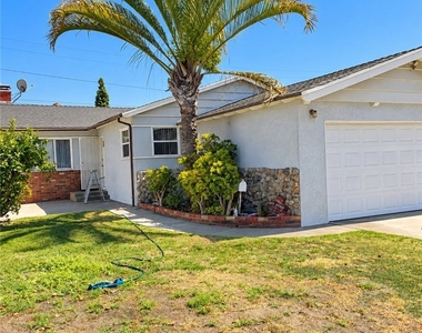 15516 Dartmoor Avenue - Photo Thumbnail 1