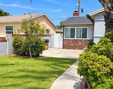 15516 Dartmoor Avenue - Photo Thumbnail 6