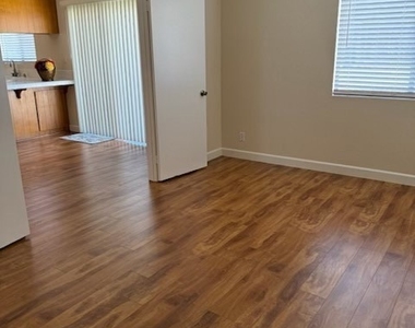 4758 Elm Tree Drive - Photo Thumbnail 10