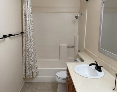 4758 Elm Tree Drive - Photo Thumbnail 13