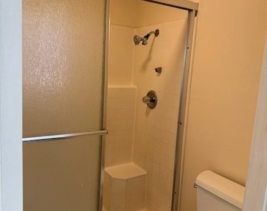 4758 Elm Tree Drive - Photo Thumbnail 20