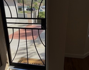 4758 Elm Tree Drive - Photo Thumbnail 2