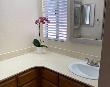 4758 Elm Tree Drive - Photo Thumbnail 19