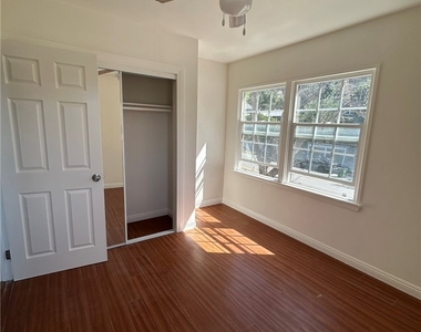 4547 Griffin - Photo Thumbnail 6