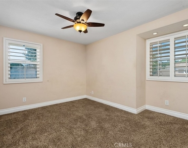 21674 Calle Alcazar - Photo Thumbnail 20