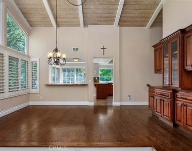 21674 Calle Alcazar - Photo Thumbnail 6