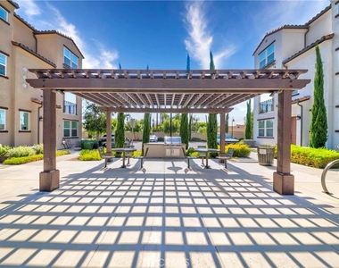 249 N. Magnolia Ave. - Photo Thumbnail 24