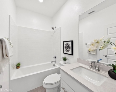 249 N. Magnolia Ave. - Photo Thumbnail 17