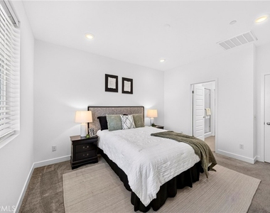 249 N. Magnolia Ave. - Photo Thumbnail 12