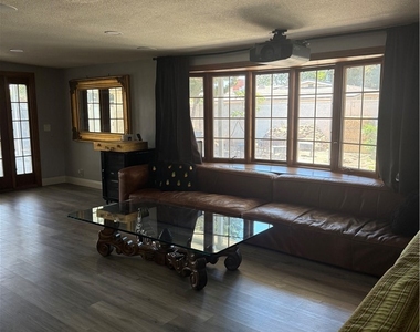 11151 Homeway - Photo Thumbnail 3