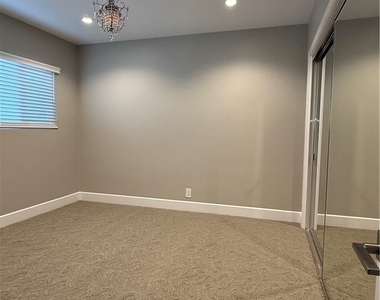 15120 Hollis - Photo Thumbnail 19