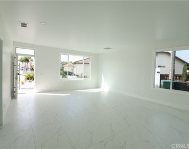 25225 Stepping Stone Circle - Photo Thumbnail 9