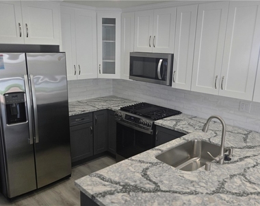 2145 Cedar Glen Drive - Photo Thumbnail 8
