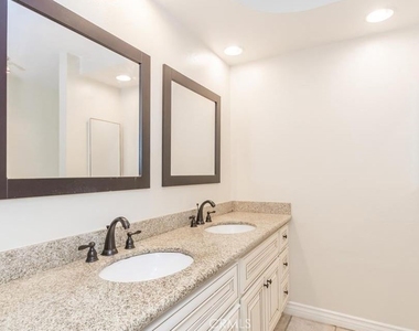 2100 Sunny Ridge Place - Photo Thumbnail 2