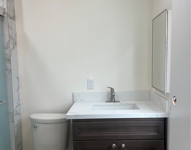 1714 Arlington - Photo Thumbnail 6
